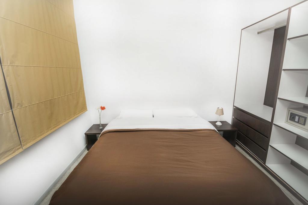 Atenea Apartments & Suites Буенос Айрес Стая снимка